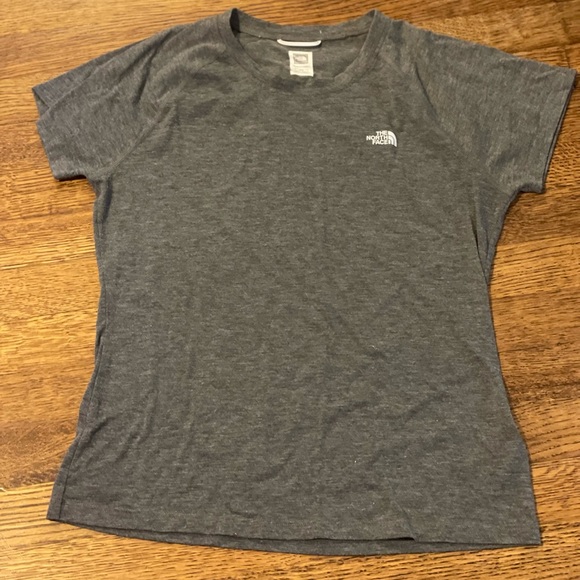 North Face fitted athletic top, size M - Picture 2 of 3
